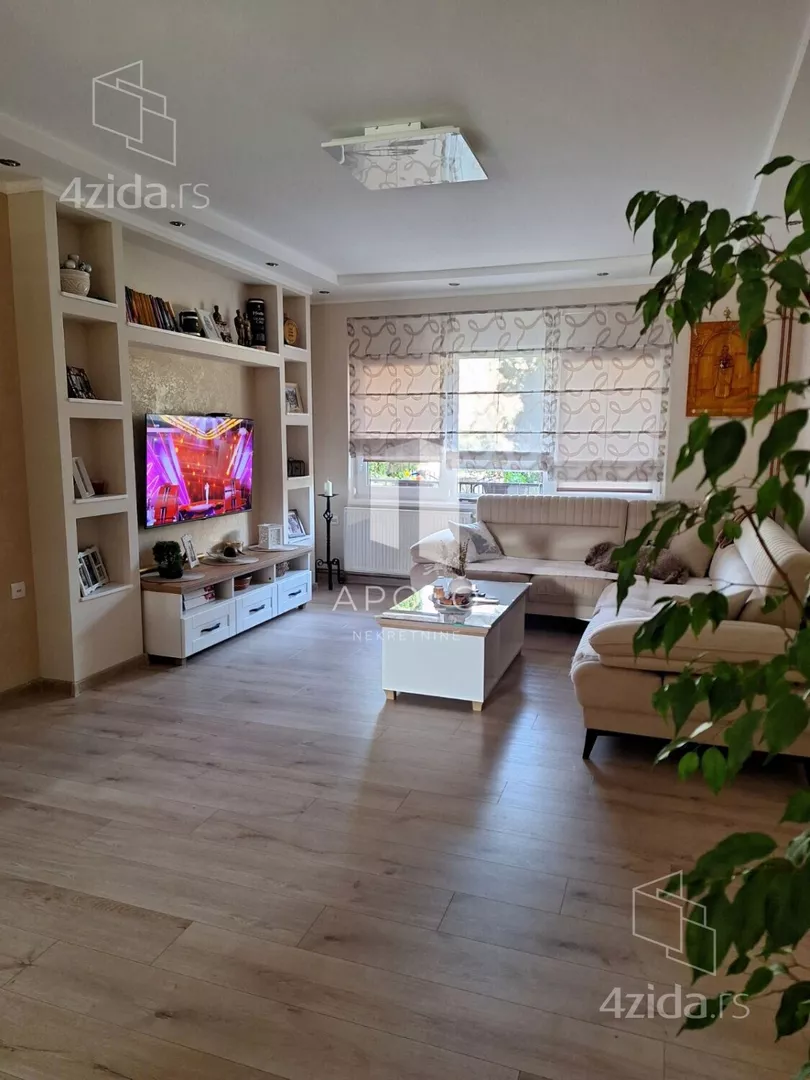3-etažna kuća | 4zida