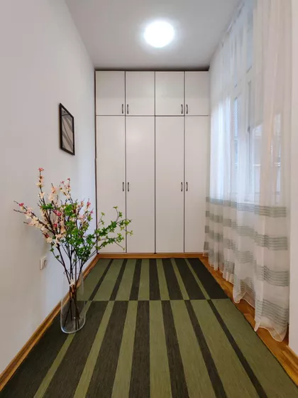 Nemanjina | 4zida.rs