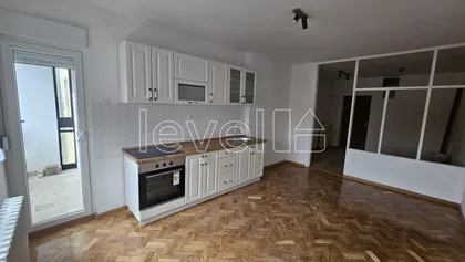 Železnička stanica | 4zida.rs