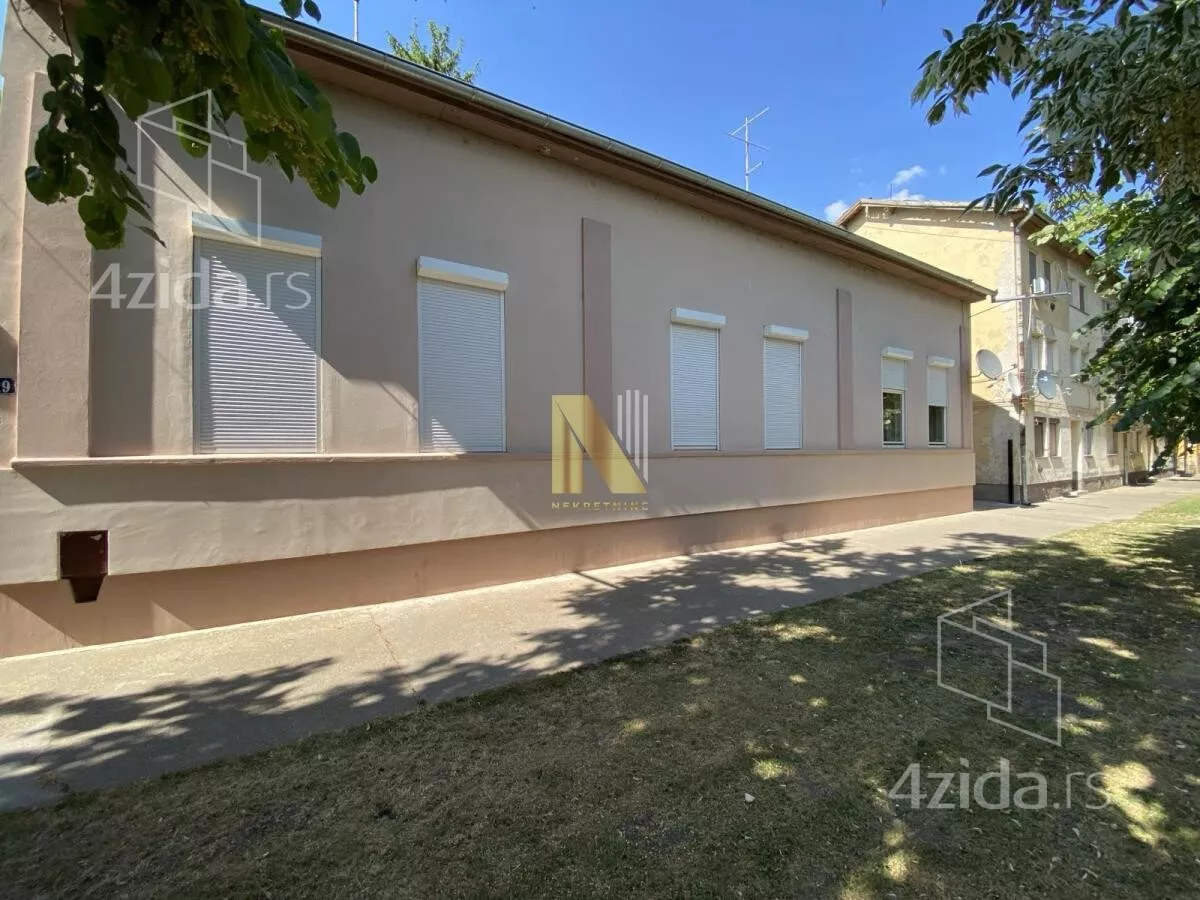 Kuća | 4zida
