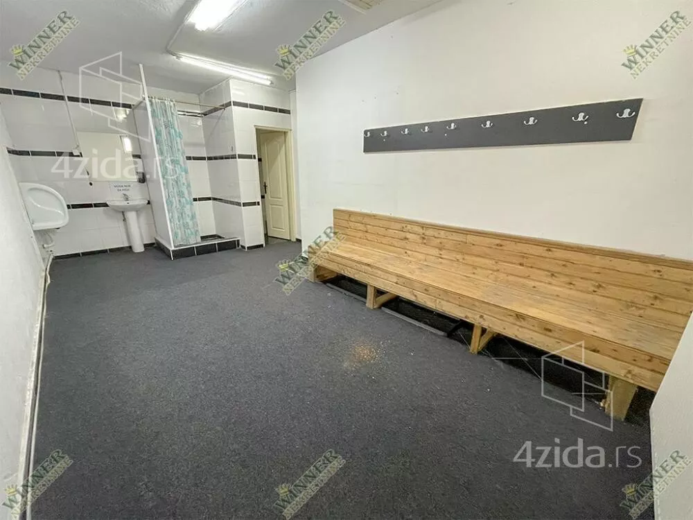 Poslovni prostor | 4zida