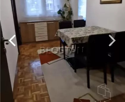 Ismeta Mujezinovica | 4zida.rs