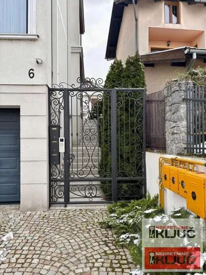 Sremska Kamenica | 4zida.rs