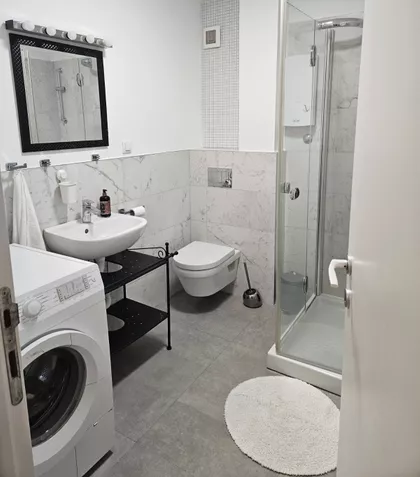 Cetinjska | 4zida.rs