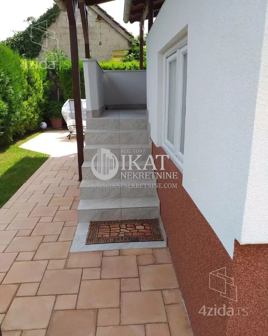 5-etažna kuća | 4zida