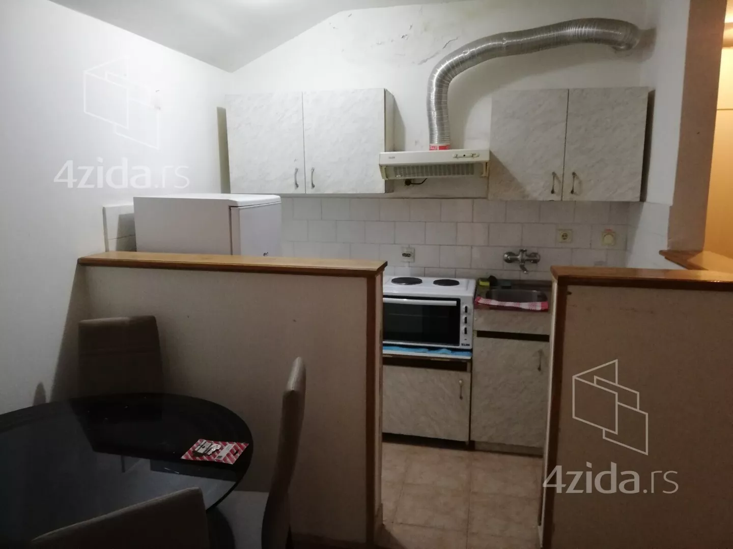 Garsonjera | 4zida