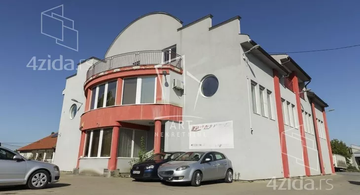 Poslovni prostor | 4zida