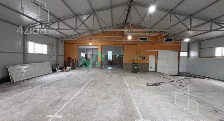 Poslovni prostor | 4zida