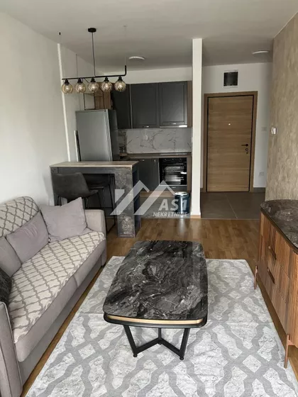 Gorana Jojića | 4zida.rs