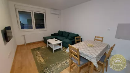 Heroja Pinkija | 4zida.rs