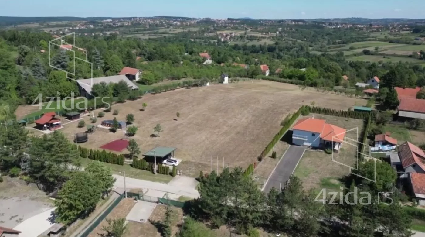 Građevinsko zemljište | 4zida