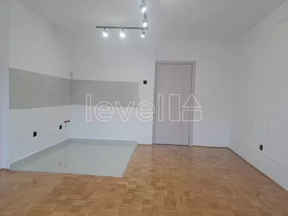 Novo Naselje | 4zida.rs