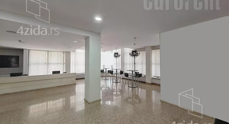 Poslovni prostor | 4zida