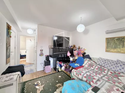 Bobana Tomovića | 4zida.rs