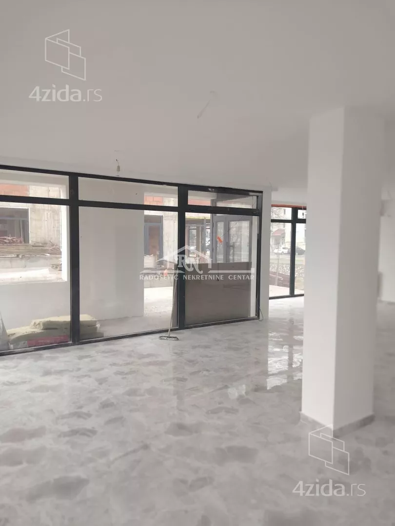 Poslovni prostor | 4zida