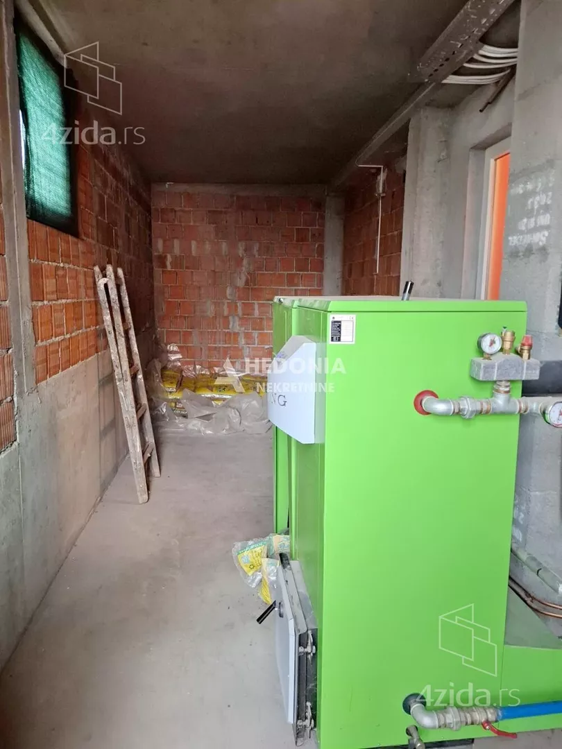 3-etažna kuća | 4zida