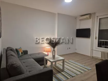 Prve Pruge | 4zida.rs