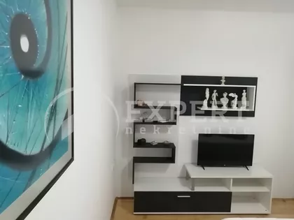 Momčila Milovanovića | 4zida.rs