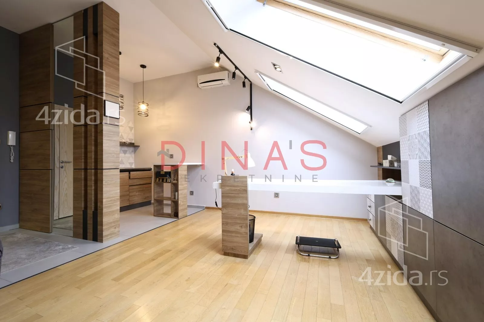 Petosoban stan | 4zida