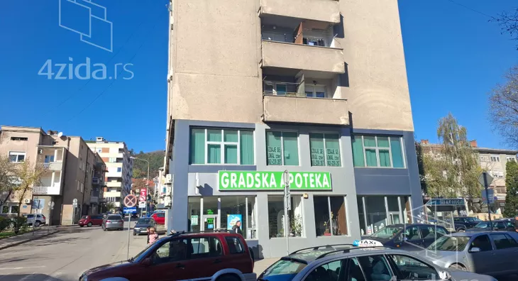 Poslovni prostor | 4zida