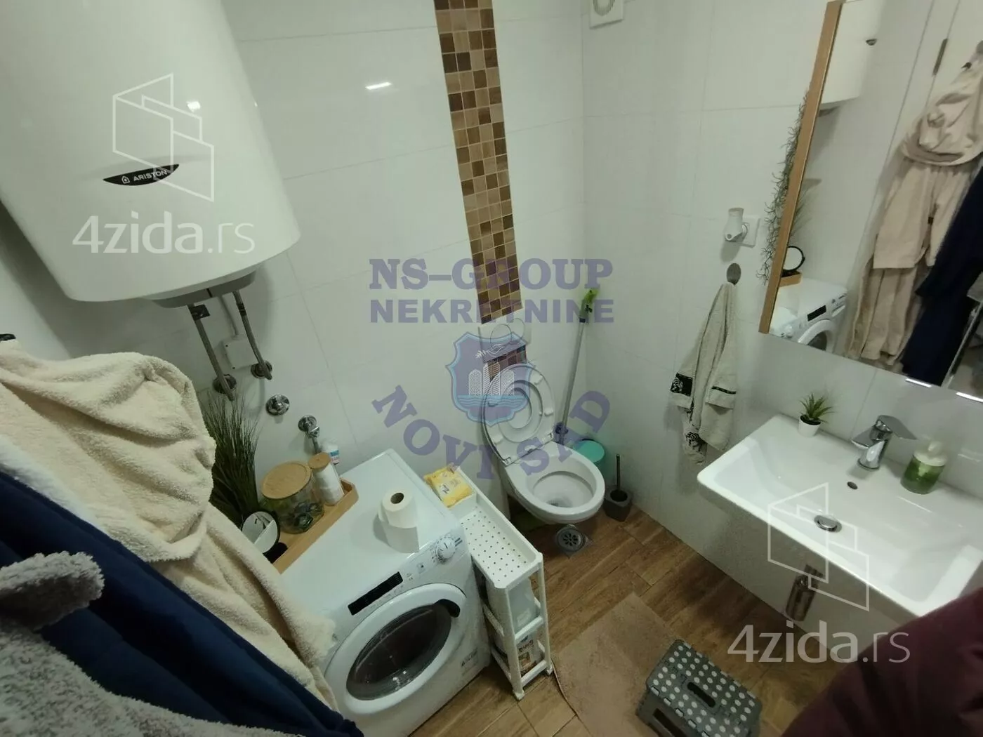 Dvoiposoban stan | 4zida