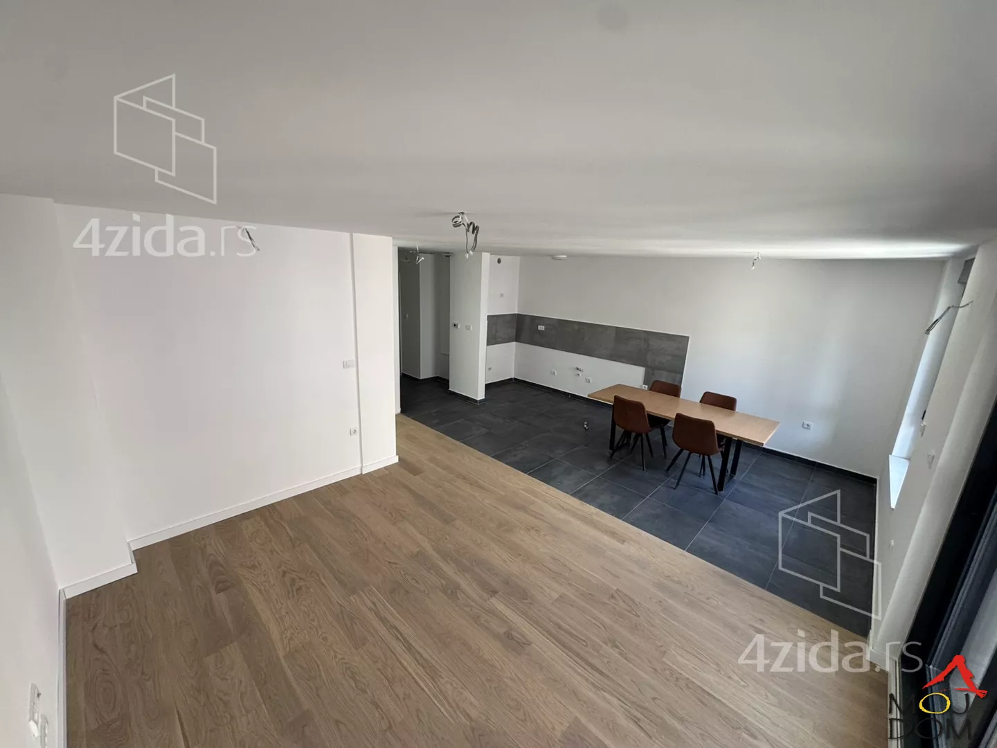 Šestosoban stan | 4zida