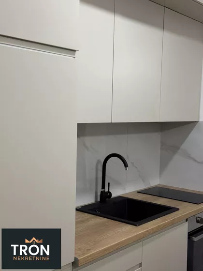 Nemanjina | 4zida.rs