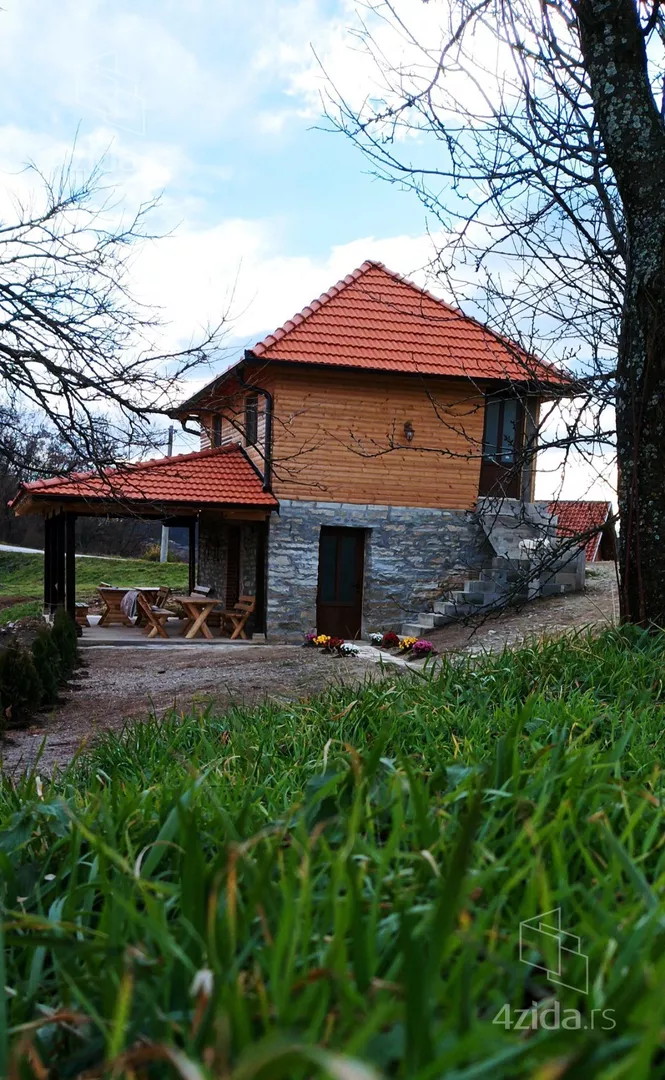 2-etažna kuća | 4zida
