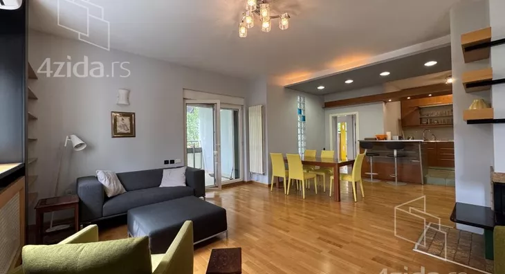 Petosoban stan | 4zida