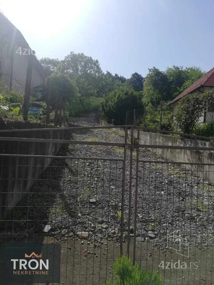 Građevinsko zemljište | 4zida