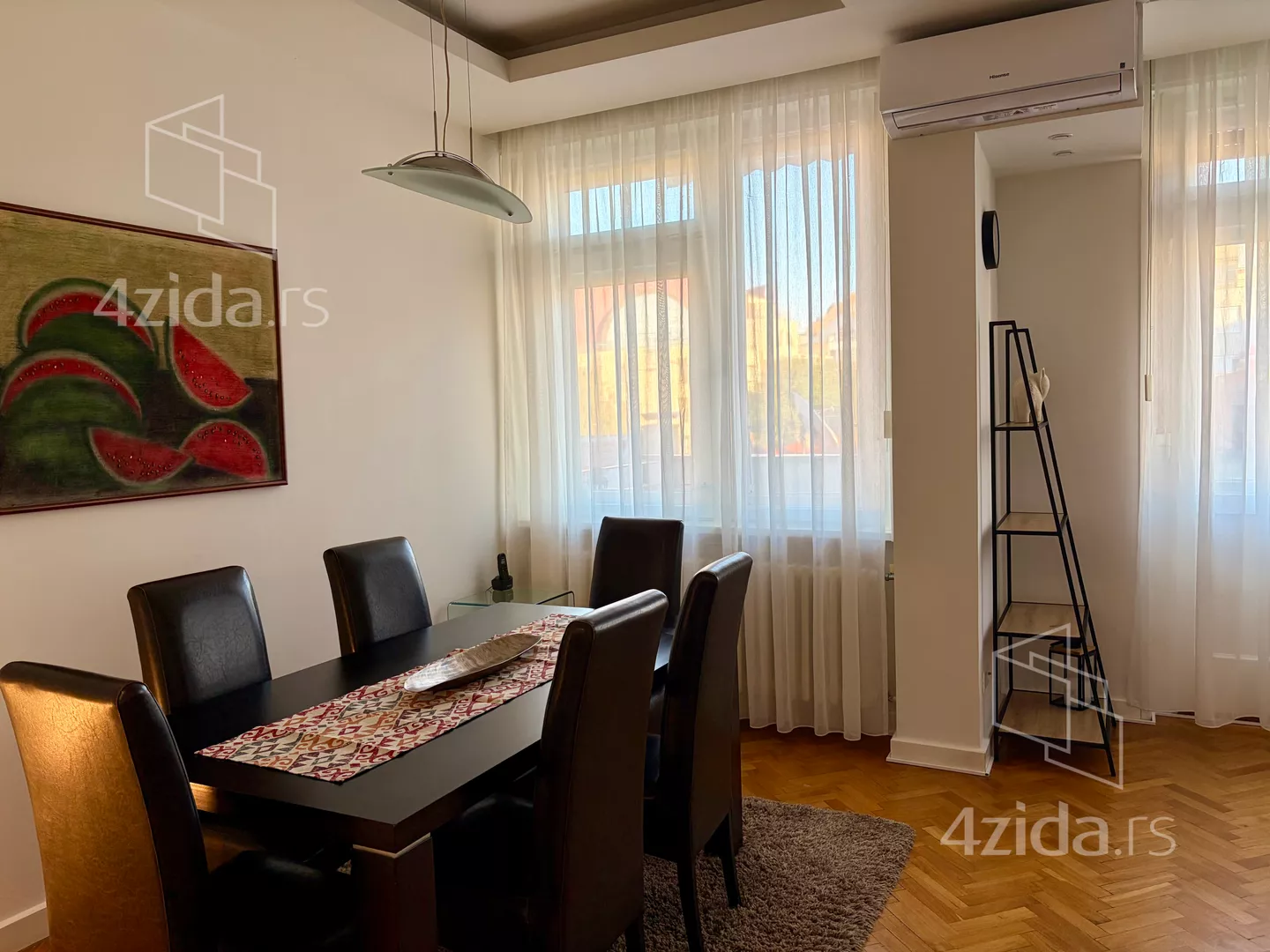 Troiposoban stan | 4zida