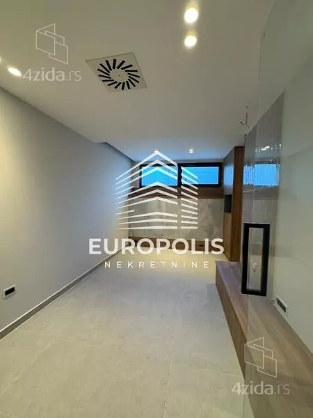 Lokal | 4zida