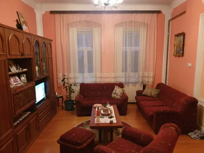 Lovćenac | 4zida.rs