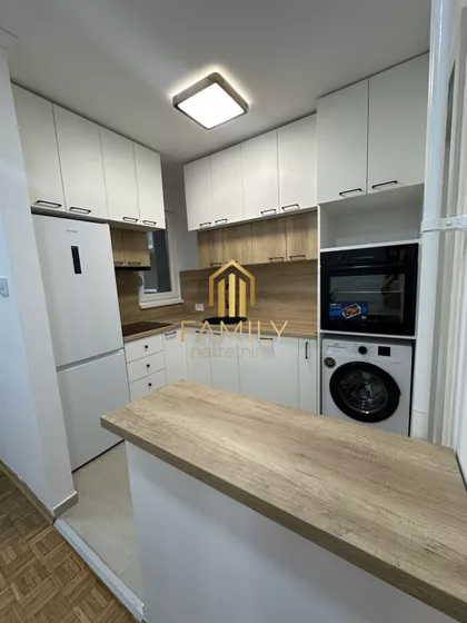 Bulevar Cara Lazara 54 | 4zida.rs