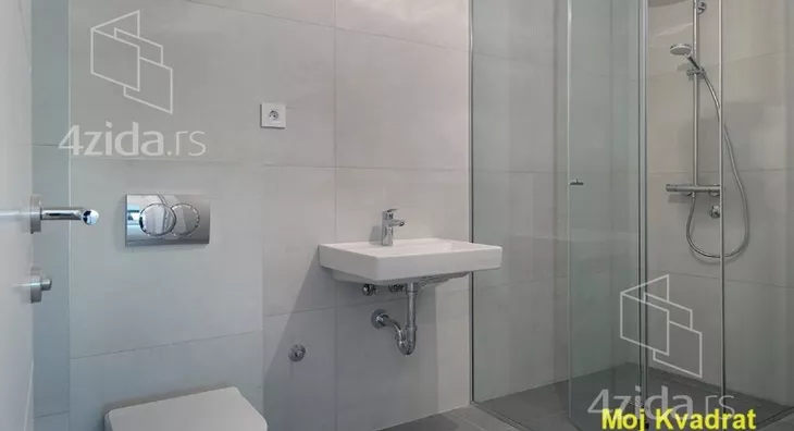 Sedmosoban stan | 4zida