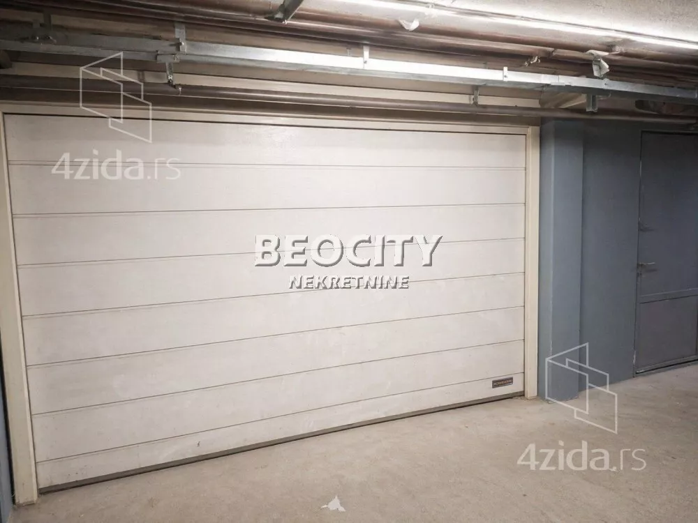 Garaža/Parking | 4zida