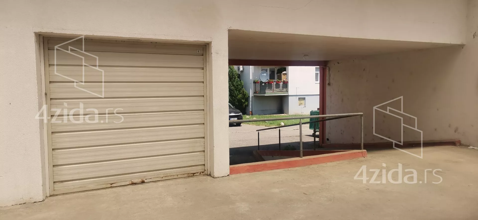 Garaža | 4zida