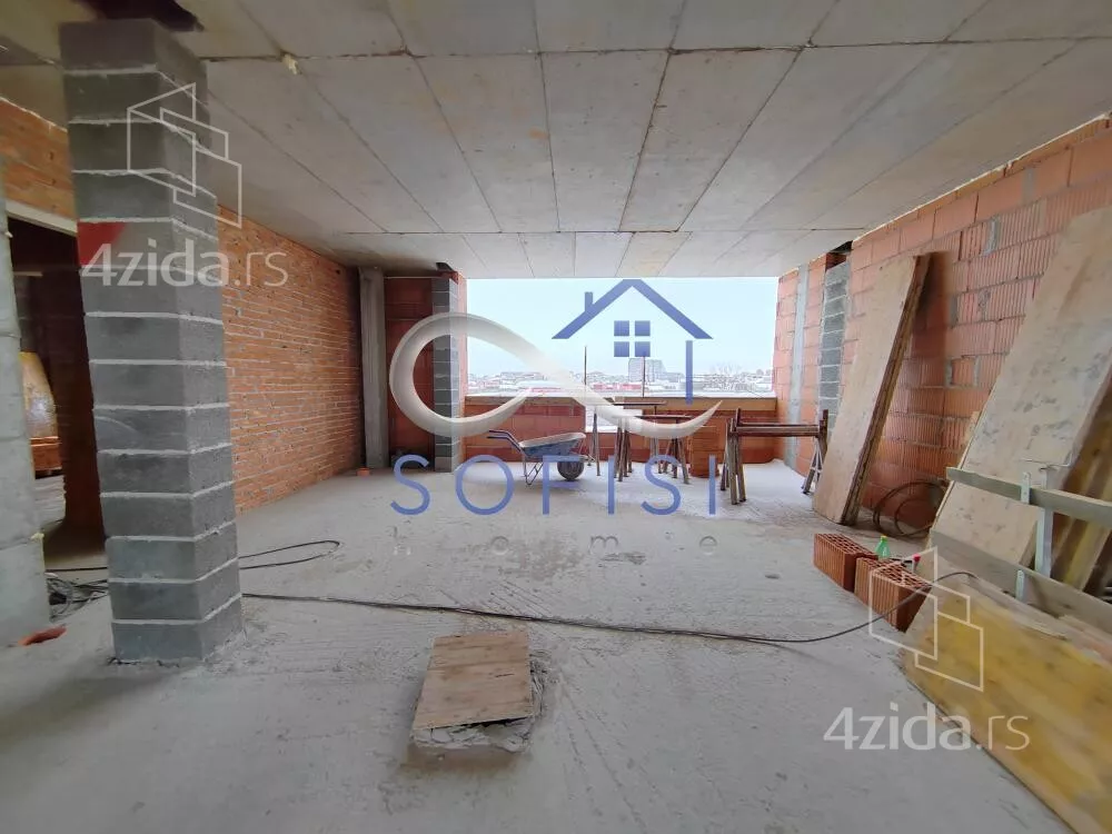 Petosoban stan | 4zida