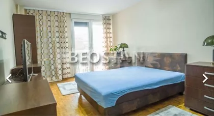 Karađorđev Trg | 4zida.rs