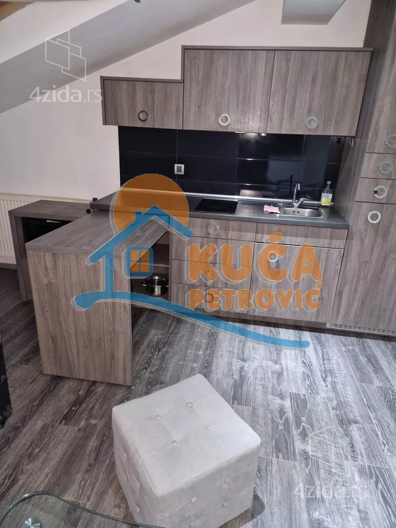 Garsonjera | 4zida