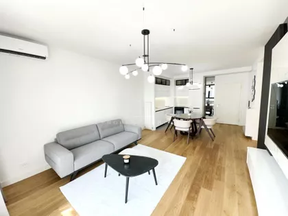 Nikolaja Kravcova | 4zida.rs