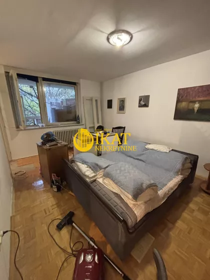 Kralja Radoslava | 4zida.rs