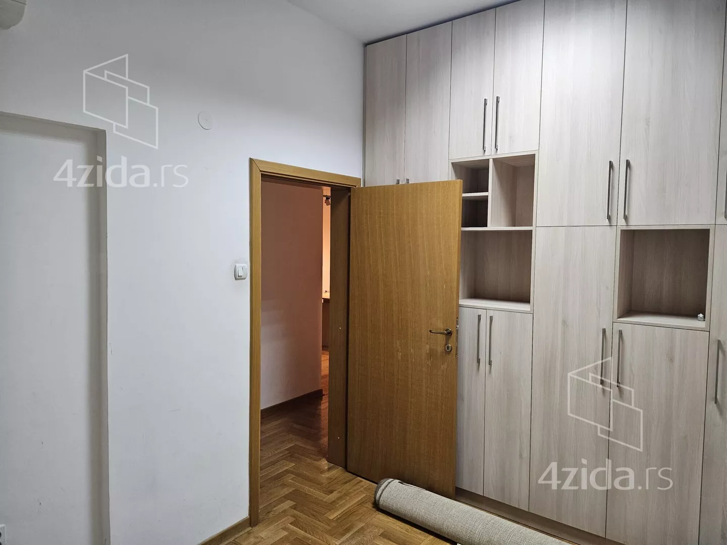 Kancelarija | 4zida