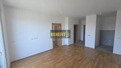 Stari Banovci | 4zida.rs