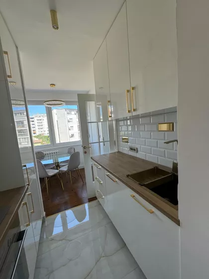 Crveni Krst Vračar | 4zida.rs