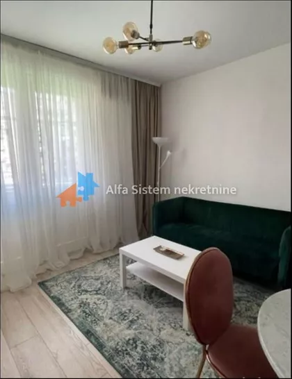 Botanička Bašta | 4zida.rs