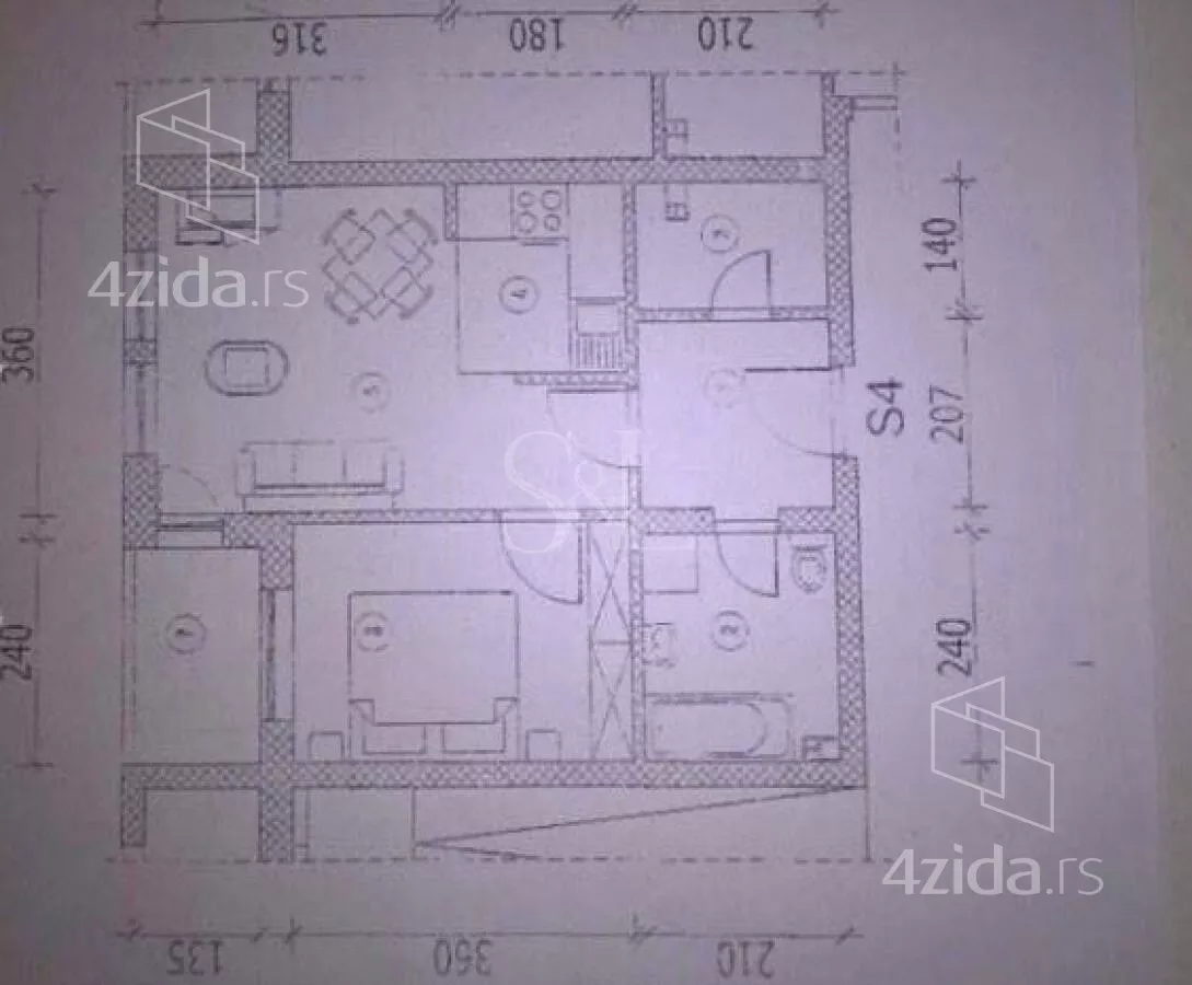 Jednoiposoban stan | 4zida