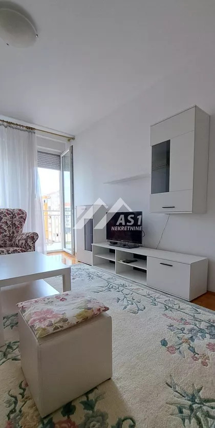 Janka Čmelika | 4zida.rs