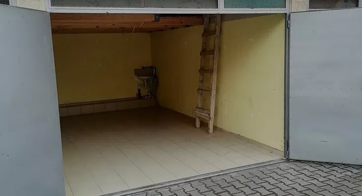 Garaža | 4zida