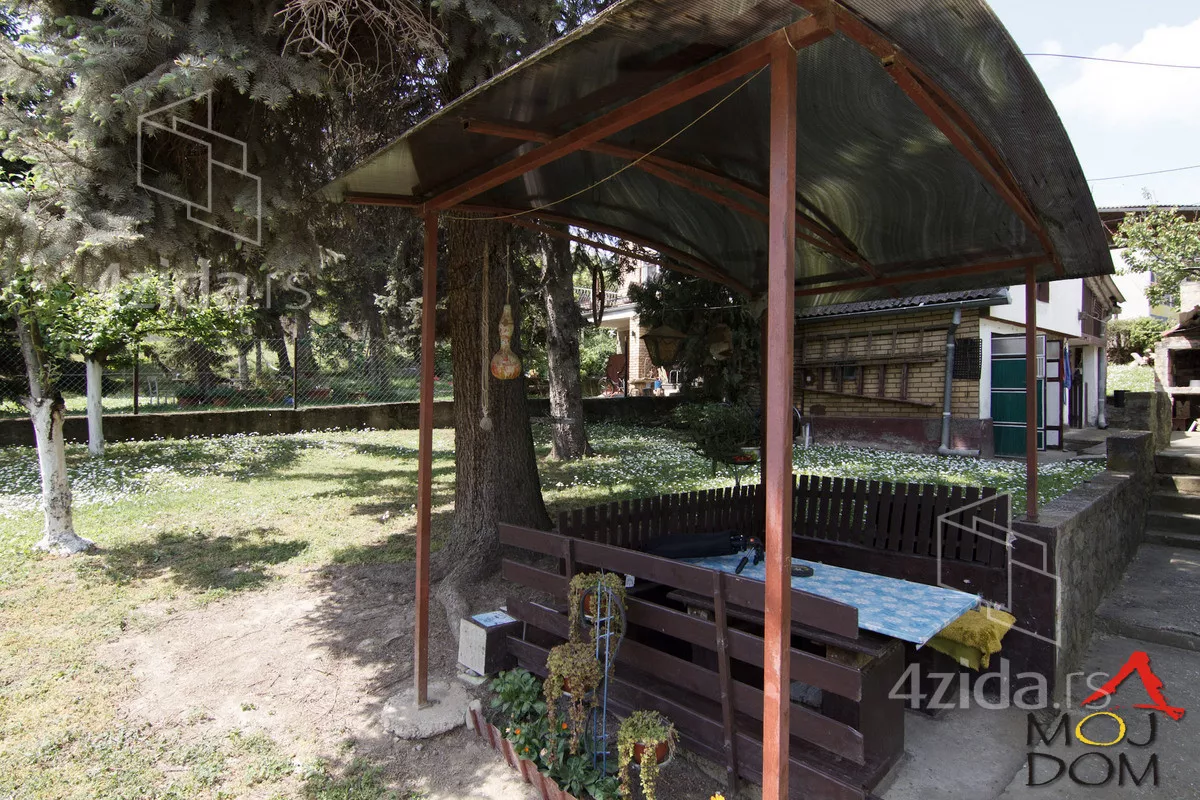 Kuća | 4zida